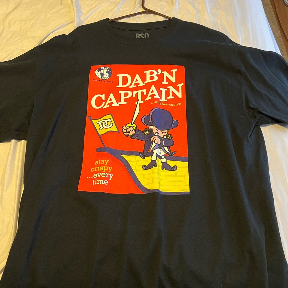 Dab n capn tee